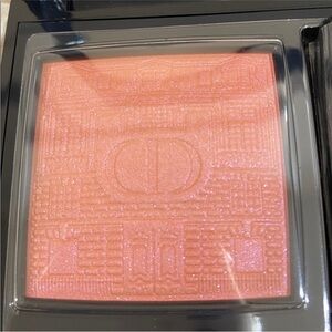 Dior LIMITED EDITION Rouge Blush “ Atelier of Dreams” #601 Gorgeous! 💕